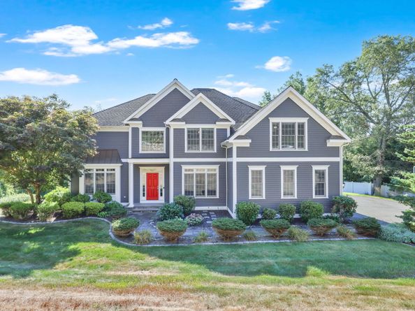 57 Castle Hill Road, Newtown CT 06470