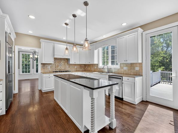 57 Castle Hill Road, Newtown CT 06470