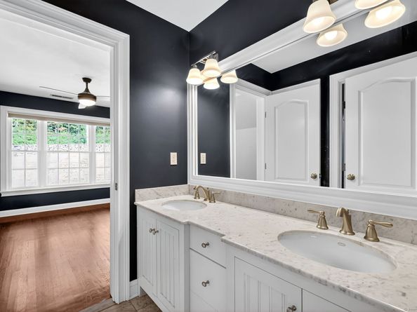 57 Castle Hill Road, Newtown CT 06470