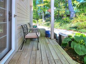 85 Locust Avenue APT 516, New Canaan CT 06840