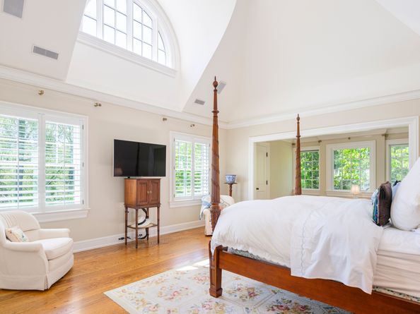 10 Cross Road, Darien CT 06820
