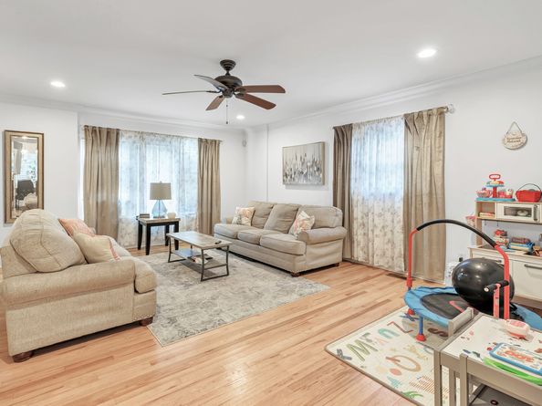 192 Scofield Avenue, Bridgeport CT 06605