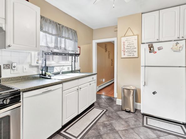 192 Scofield Avenue, Bridgeport CT 06605