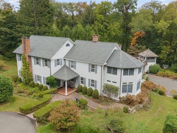 330 Ridgefield Road, Wilton CT 06897