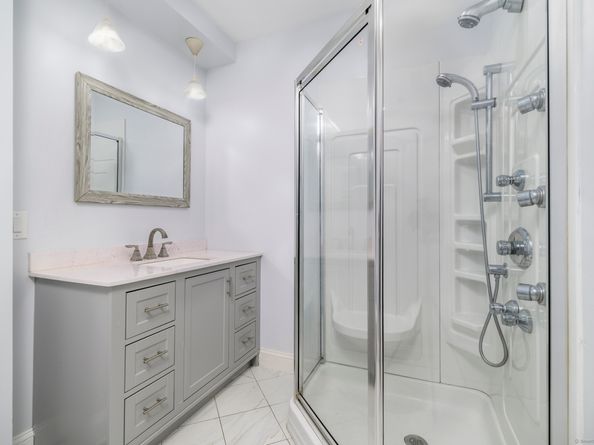 38 Saddle Road, Norwalk CT 06851
