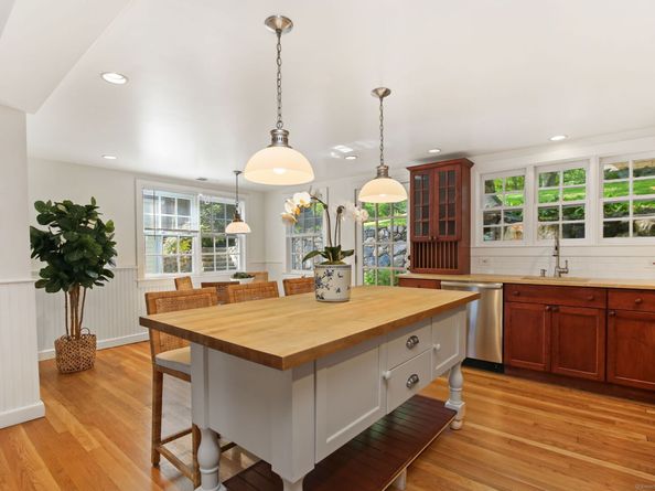 191 W Norwalk Road, Norwalk CT 06850