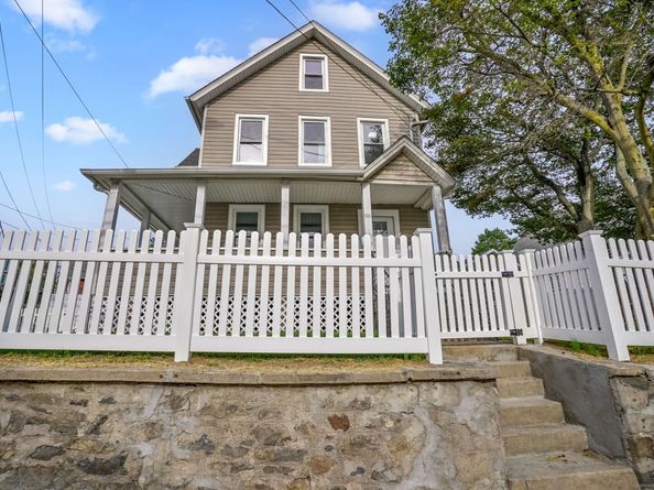 52 Lexington Avenue, Norwalk CT 06854