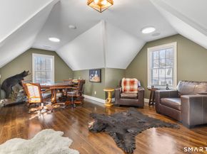 16 Robin Hood Lane, Easton CT 06612