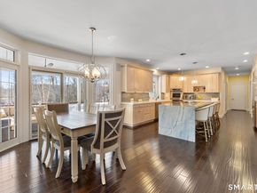 16 Robin Hood Lane, Easton CT 06612