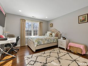 16 Robin Hood Lane, Easton CT 06612