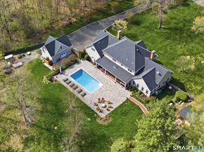 16 Robin Hood Lane, Easton CT 06612