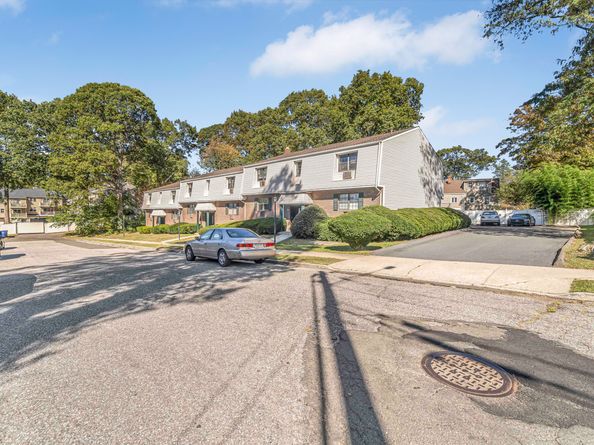 38 Enid Street APT B, Bridgeport CT 06606