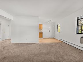 38 Enid Street APT B, Bridgeport CT 06606