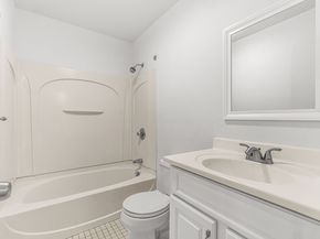 38 Enid Street APT B, Bridgeport CT 06606