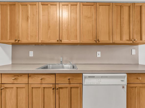 38 Enid Street APT B, Bridgeport CT 06606