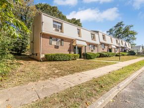 38 Enid Street APT B, Bridgeport CT 06606