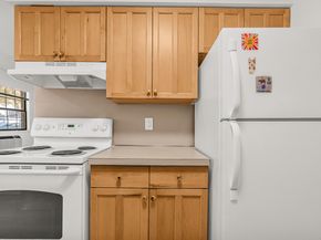 38 Enid Street APT B, Bridgeport CT 06606
