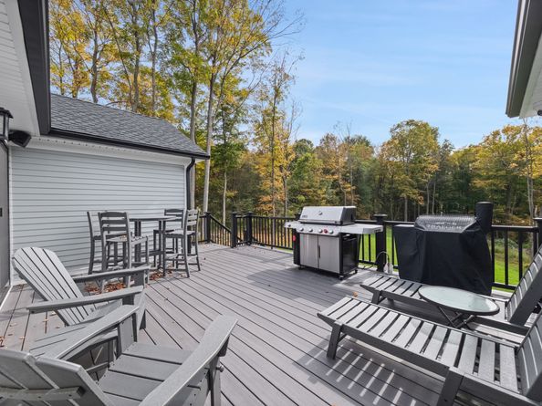 147a Middle River Road, Danbury CT 06811