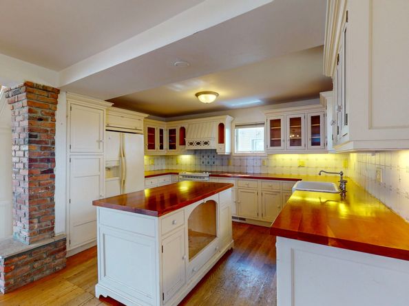 8 Canal Road, Westport CT 06880