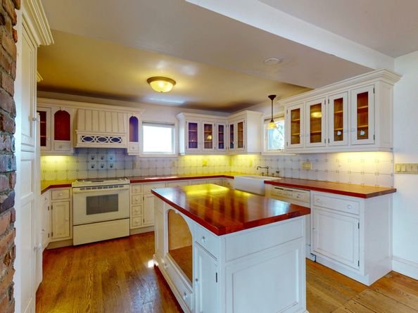 8 Canal Road, Westport CT 06880