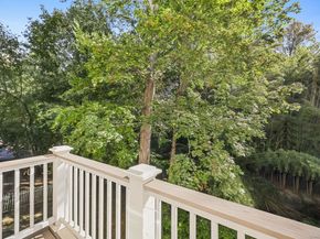 95 Columbus Place APT 6, Stamford CT 06907