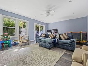 95 Columbus Place APT 6, Stamford CT 06907