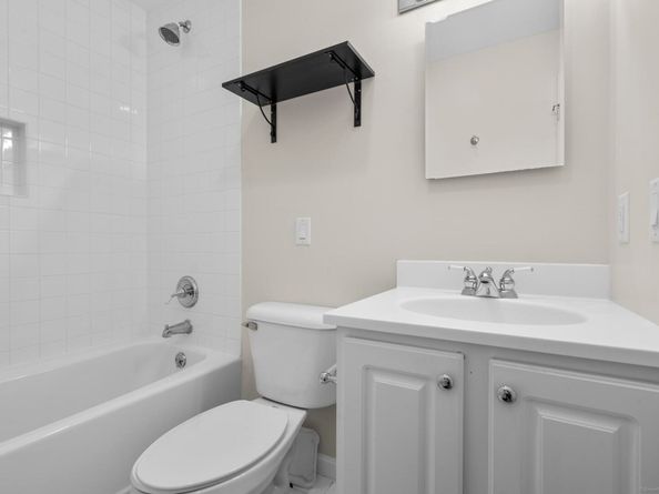 160 Glenbrook Road 4D, Stamford CT 06902