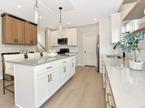 74 Soundview Avenue 74, Fairfield CT 06825