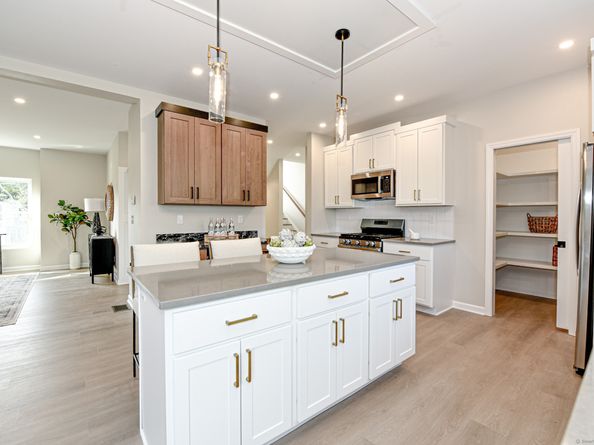74 Soundview Avenue 74, Fairfield CT 06825