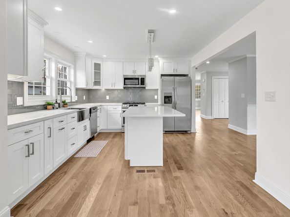 51 Tuckahoe Drive, Shelton CT 06484