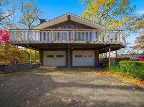 4 Alan Road, Danbury CT 06810