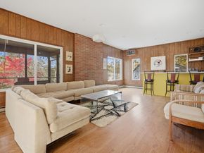 4 Alan Road, Danbury CT 06810