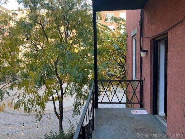 131 Washington Street APT 204, Norwalk CT 06854