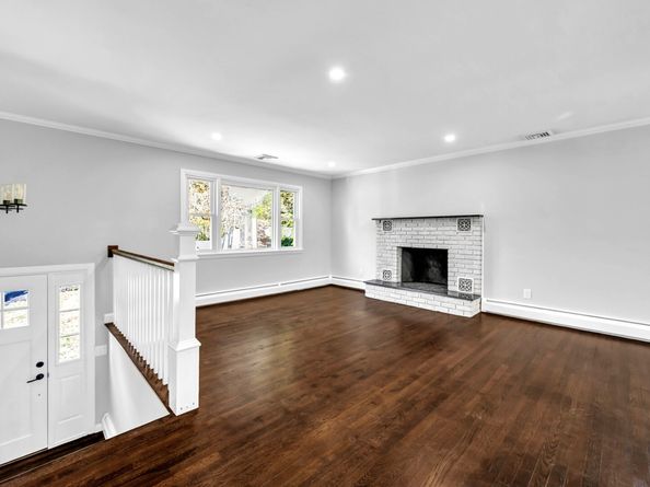 59 Barnum Road, New Fairfield CT 06812