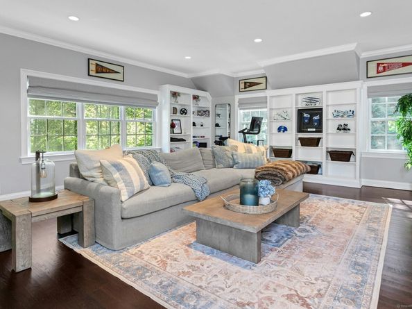 93 Mansfield Avenue, Darien CT 06820