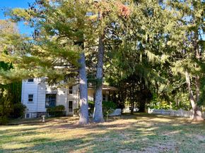 14 E Rocks Road, Norwalk CT 06851