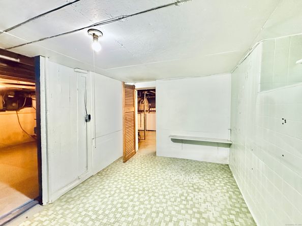 14 E Rocks Road, Norwalk CT 06851