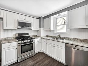 182 Trumbull Avenue, Bridgeport CT 06606