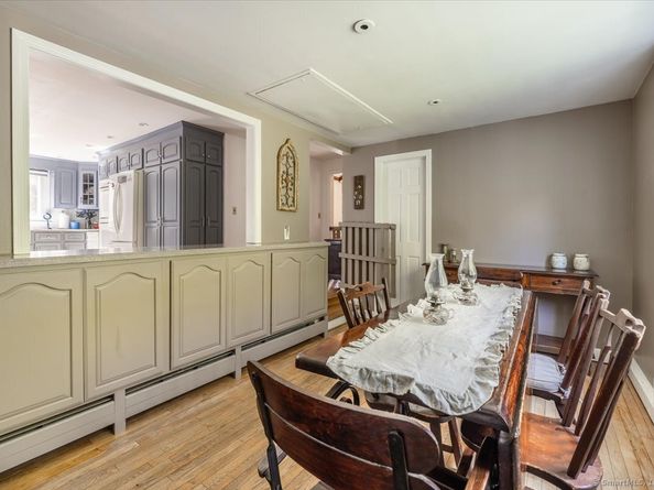 368 Den Road, Stamford CT 06903