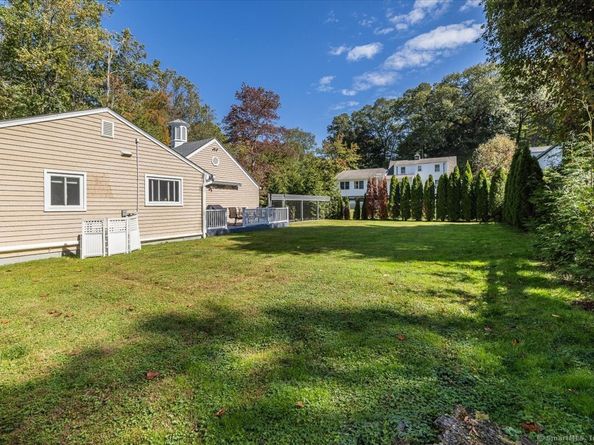 368 Den Road, Stamford CT 06903
