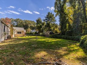 368 Den Road, Stamford CT 06903