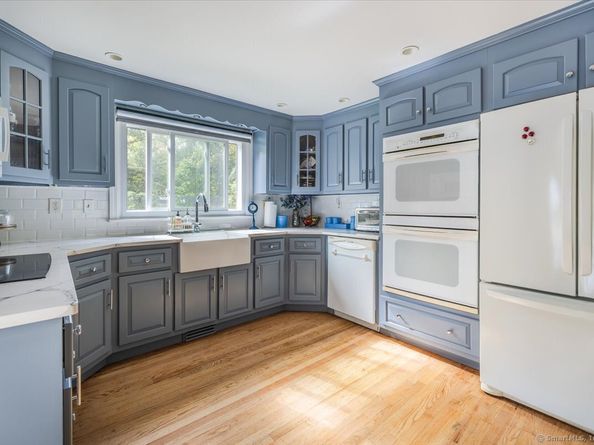 368 Den Road, Stamford CT 06903
