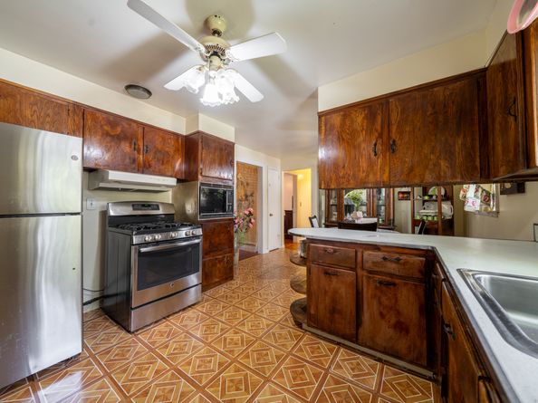 290 Hollywood Avenue, Stratford CT 06614