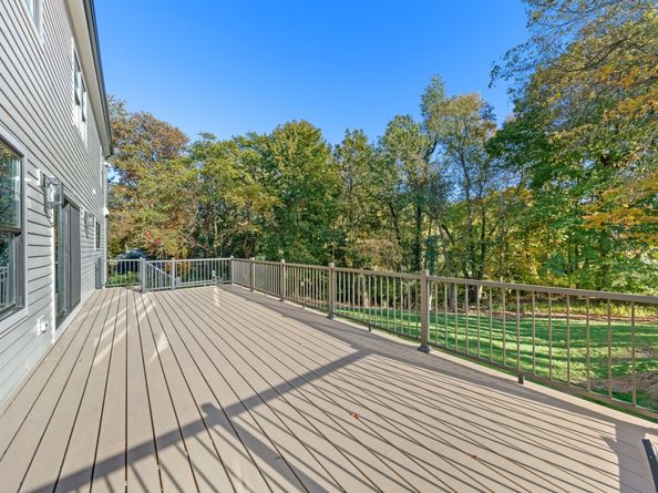 31 Gray Farms Road, Stamford CT 06905