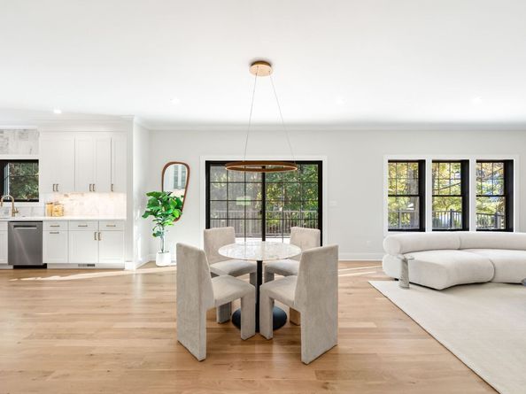 31 Gray Farms Road, Stamford CT 06905