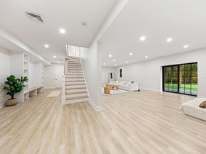 31 Gray Farms Road, Stamford CT 06905