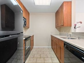 970 Hope Street 4J, Stamford CT 06907