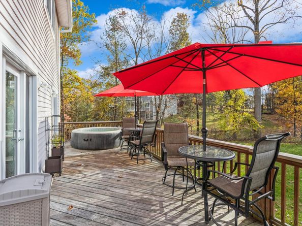 1 Rajcula Farm Road, Brookfield CT 06804