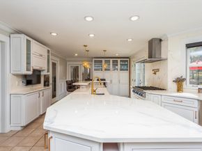 1 Rajcula Farm Road, Brookfield CT 06804