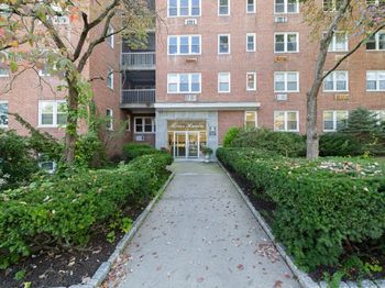 54 W North Street Street